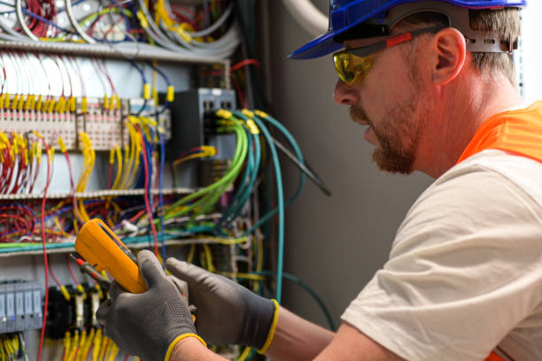 Best Electrician Near Me  in New Hampton, IA