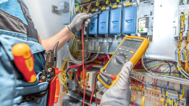 Best Electrical Outlet Repair  in New Hampton, IA